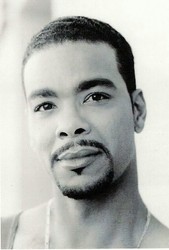 /images/headshot_-_bio_3_169x250.jpg